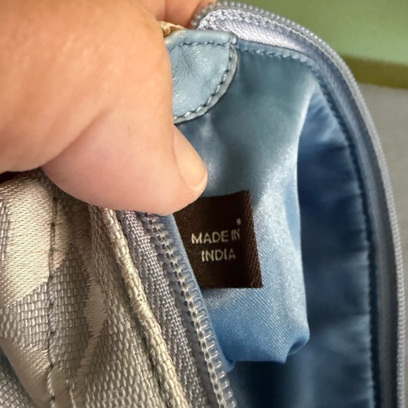 Coach Signature Penelope Silver/Gray/Lt Blue Canvas Turnlock Crossbody Purse - Picture 4 of 9